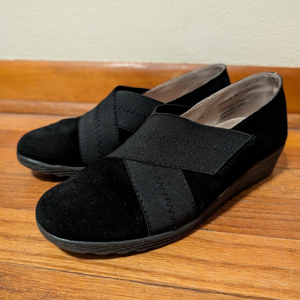 Spring Step Black Elastic Comfy Wedge Loafer 38